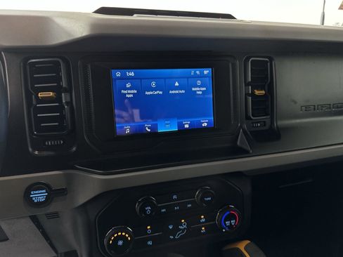 Used 2021 Ford Bronco Badlands image 25