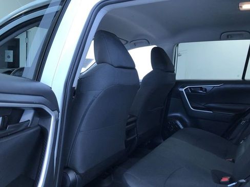 Used 2019 Toyota RAV4 LE w/ All Weather Liner Package AWD/4WD image 20