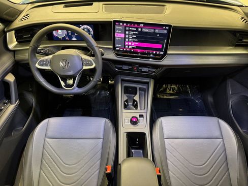 New 2026 Volkswagen Tiguan SE R-Line AWD/4WD image 12