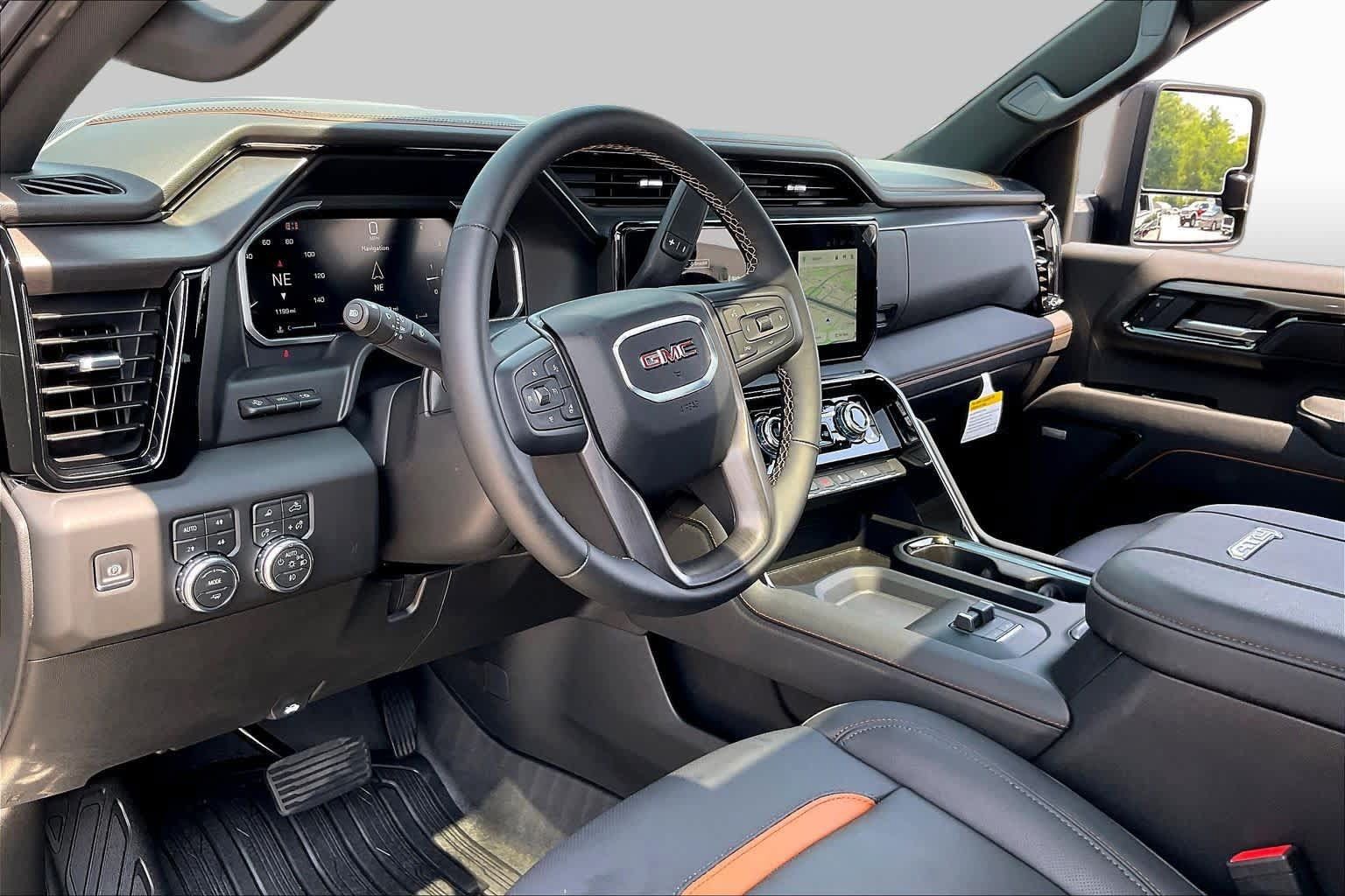 Used 2026 GMC Sierra 2500 AT4 w/ AT4 Premium Plus Package AWD/4WD image 18