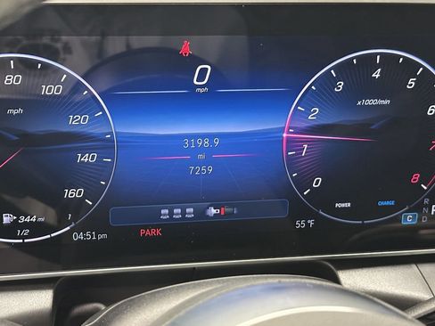 Certified 2025 Mercedes-Benz GLC 300 4MATIC image 29