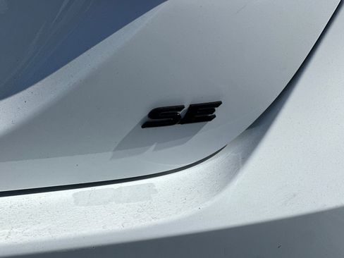 Used 2023 Toyota Camry SE FWD image 21