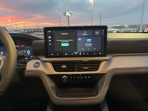 New 2026 Ford Explorer Active AWD/4WD image 14