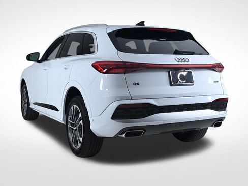 New 2025 Audi Q5 Premium image 3