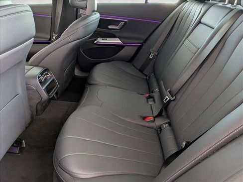 Used 2026 Mercedes-Benz E 350 4MATIC Sedan image 19