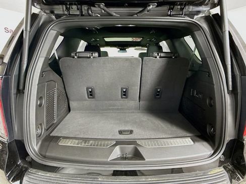 Used 2024 Chevrolet Tahoe RST w/ Luxury Package AWD/4WD image 29