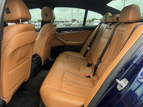 Used 2018 BMW 530i xDrive AWD/4WD image 31
