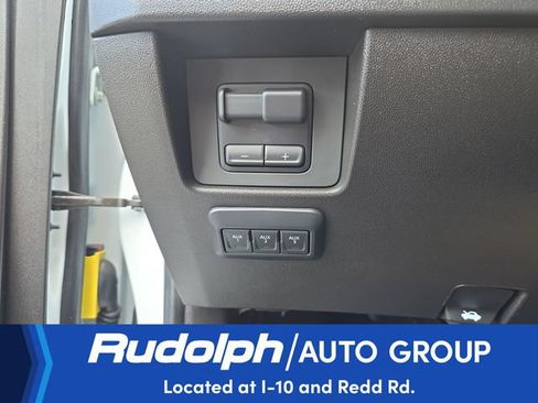 Used 2025 Chevrolet Colorado ZR2 w/ Off-Road Front Bumper Package AWD/4WD image 14