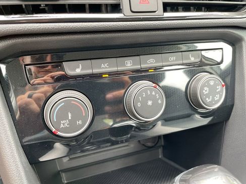 New 2025 Volkswagen Taos S image 43