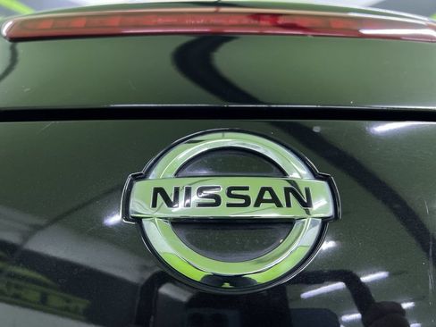 Used 2012 Nissan 370Z Touring RWD image 13