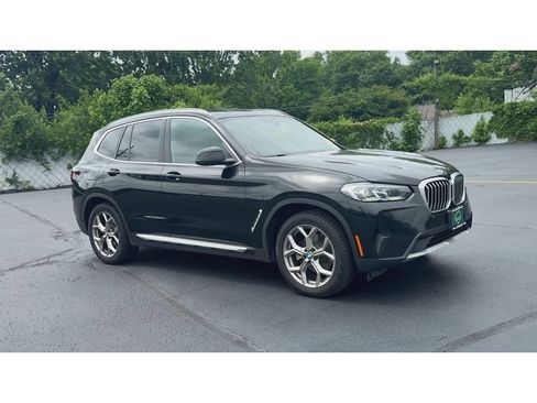 Used 2022 BMW X3 xDrive30i w/ Premium Package 2 AWD/4WD image 2