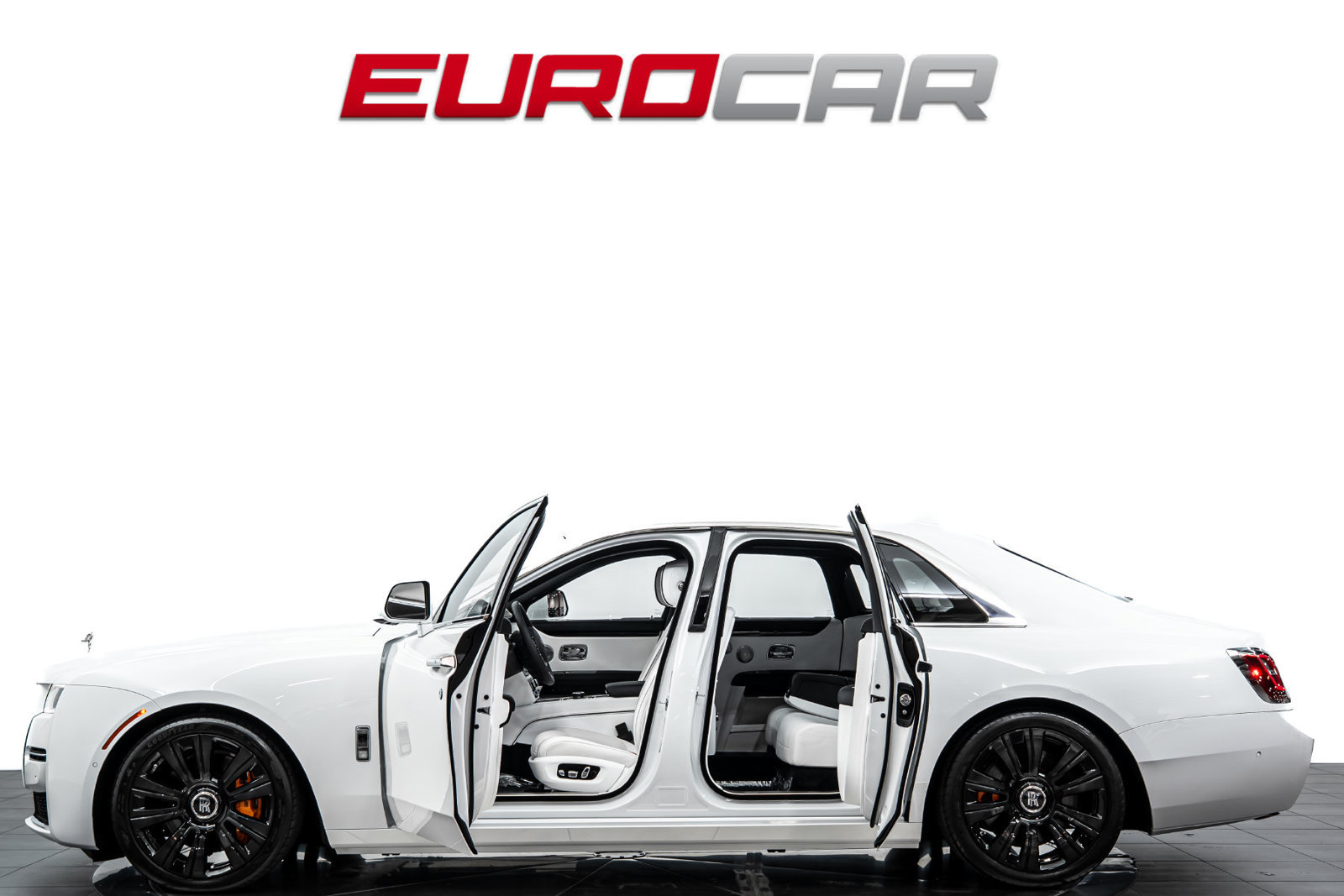 Used 2024 Rolls-Royce Ghost AWD/4WD image 3