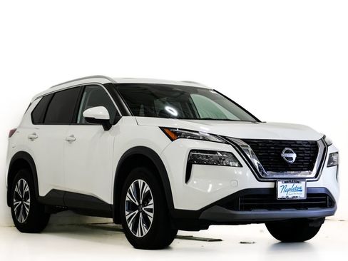 Used 2022 Nissan Rogue SV w/ SV Premium Package AWD/4WD image 1