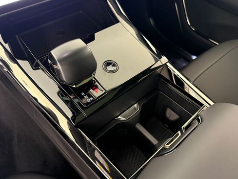 New 2026 Land Rover Range Rover Sport SV AWD/4WD image 17