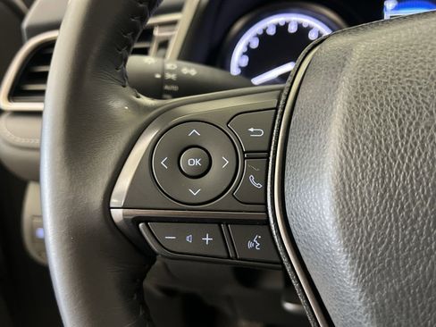 Used 2024 Toyota Camry SE image 31