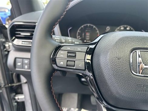 New 2025 Honda Pilot TrailSport image 32