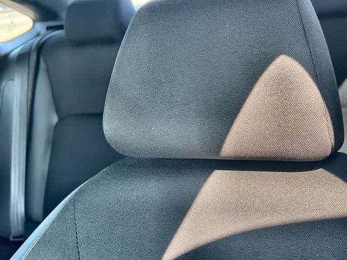 Used 2025 Honda Civic Sport image 25