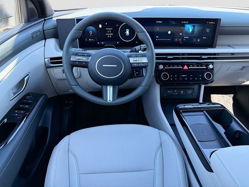 New 2026 Hyundai Tucson Limited image 17