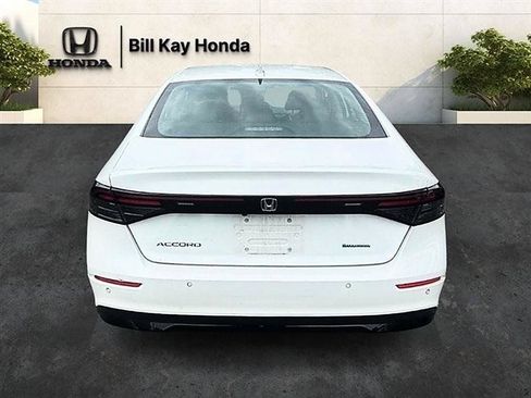 Used 2023 Honda Accord EX-L image 8