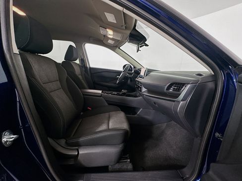 Used 2024 Nissan Rogue SV AWD/4WD image 30