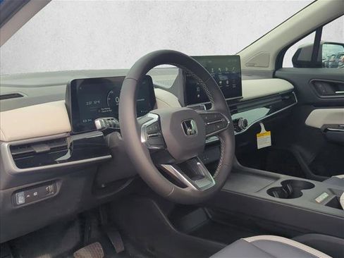 New 2026 Honda Prologue Touring image 3