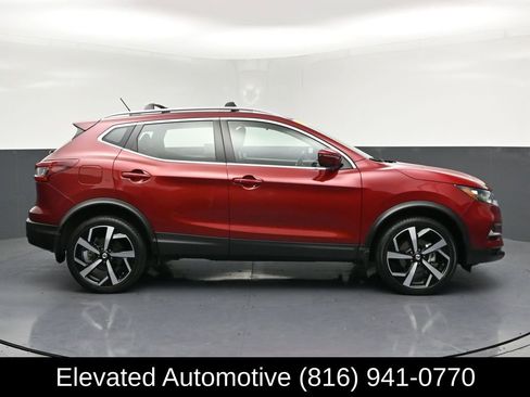 Used 2021 Nissan Rogue Sport SL FWD image 27