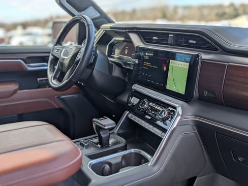 Used 2025 GMC Sierra 1500 Denali Ultimate image 58