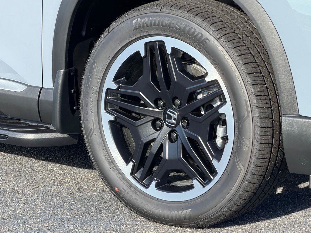 New 2026 Honda Pilot Touring image 10