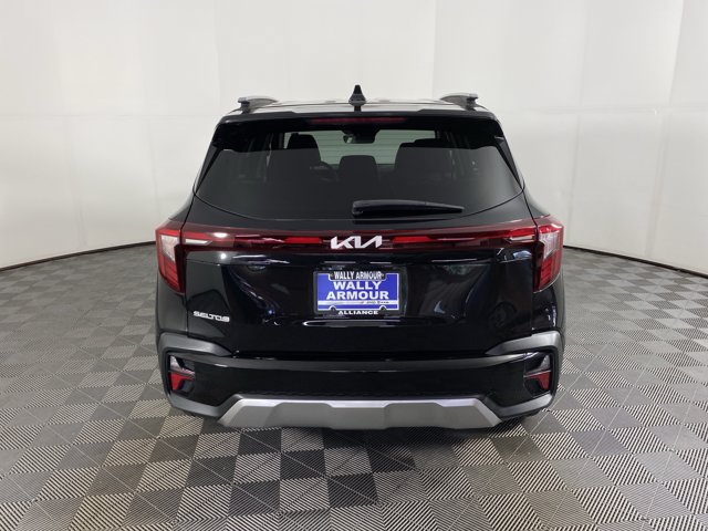 Used 2024 Kia Seltos S FWD image 8