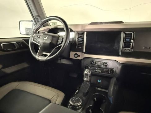 Used 2022 Ford Bronco Wildtrak AWD/4WD image 20