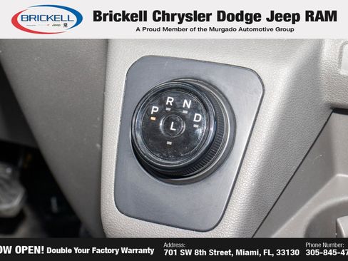 Used 2023 Ford E-Transit Medium Roof image 21