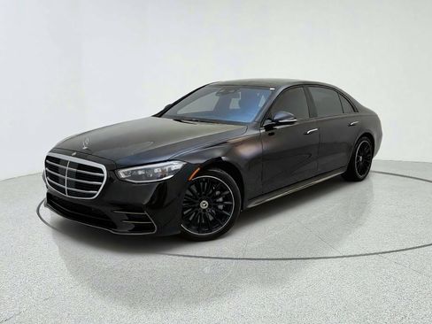 Certified 2025 Mercedes-Benz S 580 4MATIC Sedan image 1