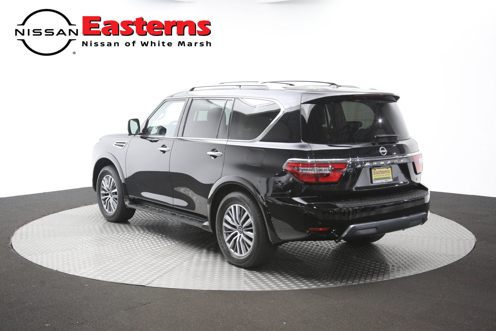 Used 2023 Nissan Armada SL w/ Captain's Chairs Package AWD/4WD image 66