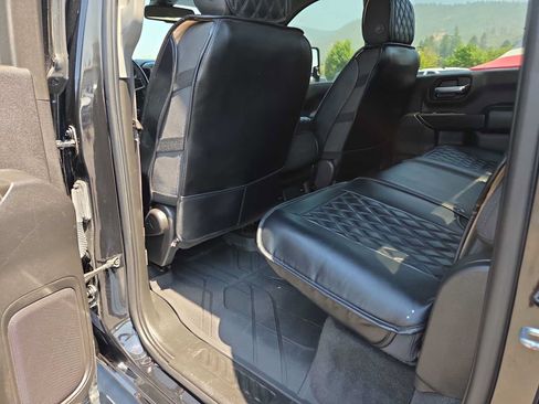 Used 2022 Chevrolet Silverado 2500 Custom w/ Custom Value Package AWD/4WD image 20