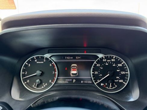 Used 2023 Nissan Rogue SV FWD image 23