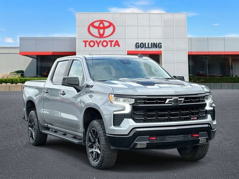 Used 2024 Chevrolet Silverado 1500 LT Trail Boss w/ Convenience Package II AWD/4WD image 7