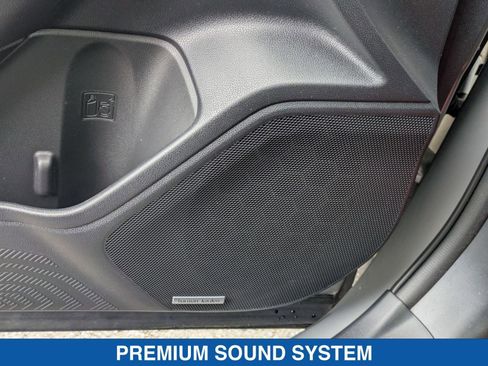 Certified 2025 Subaru Forester Touring AWD/4WD image 14