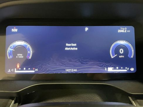 Used 2023 Jeep Grand Cherokee Altitude image 31