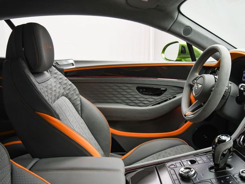 Used 2025 Bentley Continental GT Speed image 49