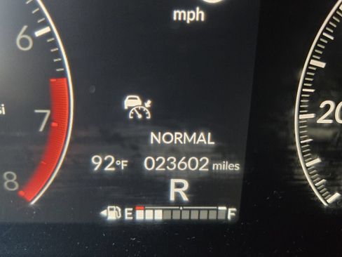 Certified 2025 Honda Pilot Sport image 22