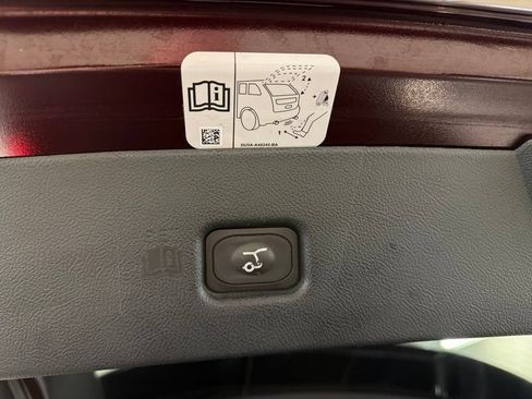 Certified 2019 Lincoln Nautilus Reserve AWD/4WD image 35