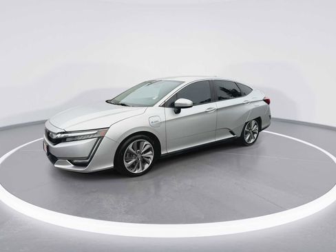 Used 2018 Honda Clarity Touring image 4