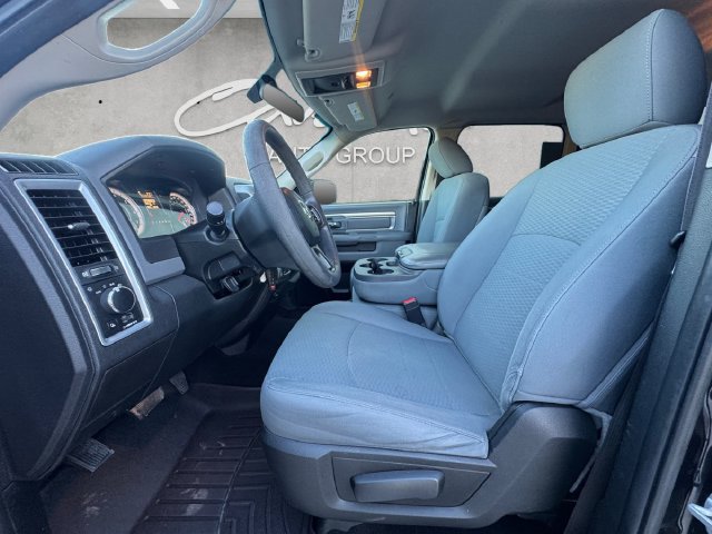 Used 2018 RAM 1500 Classic SLT AWD/4WD image 19