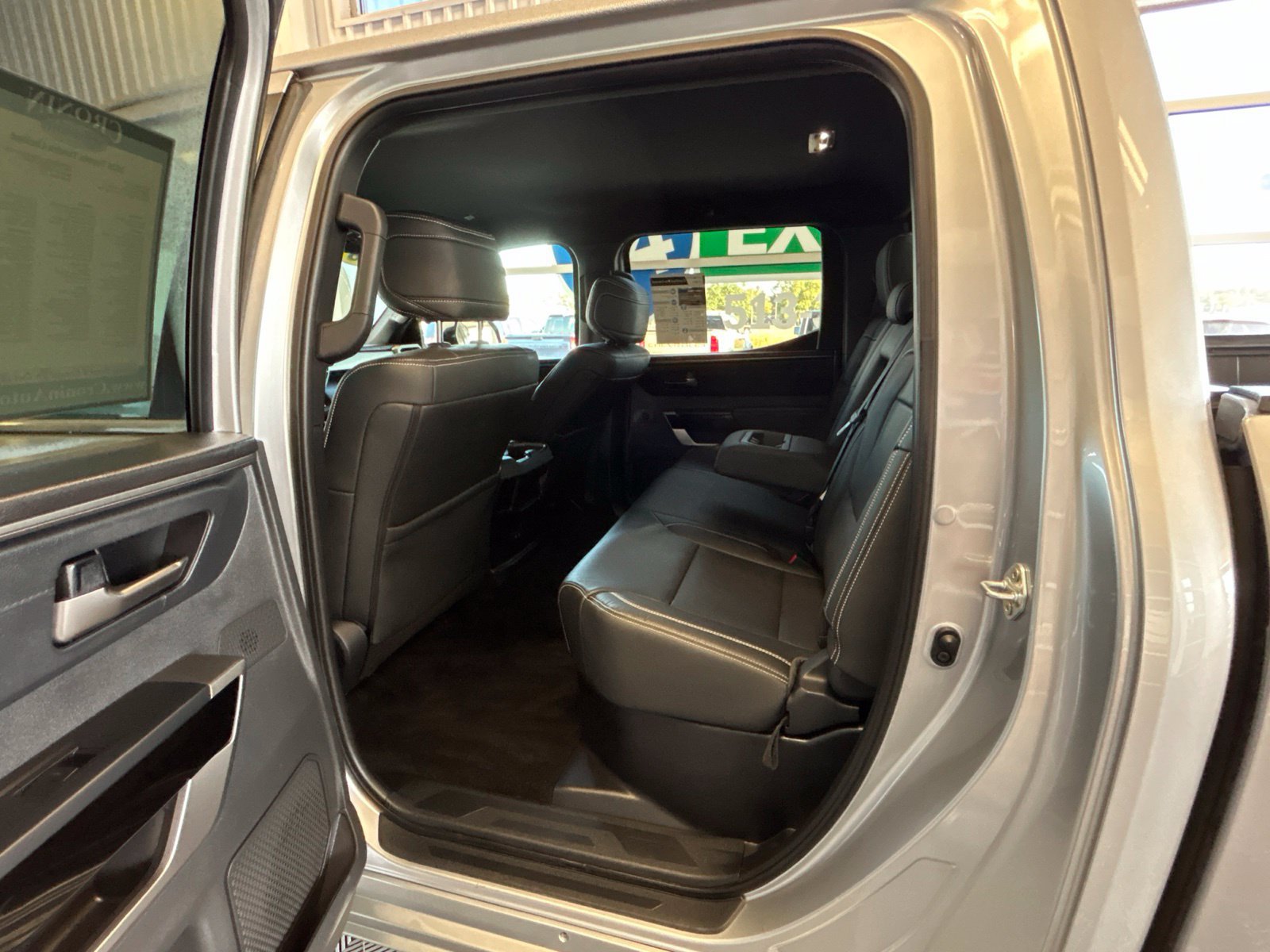 Used 2026 Toyota Tundra Limited AWD/4WD image 11