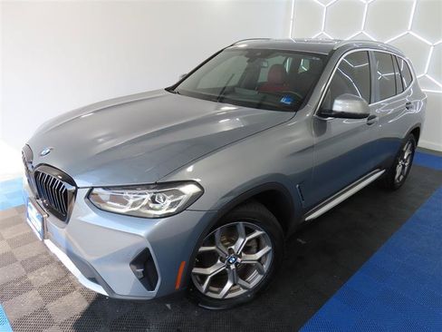 Used 2023 BMW X3 xDrive30i w/ Premium Package AWD/4WD image 4