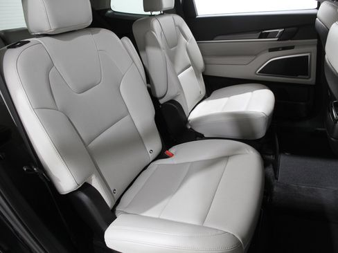 Used 2020 Kia Telluride S image 19