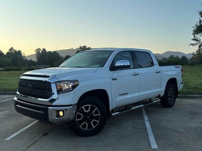 Used 2017 Toyota Tundra Limited w/ Limited Premium Package