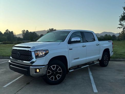 Used 2017 Toyota Tundra Limited w/ Limited Premium Package AWD/4WD image 1