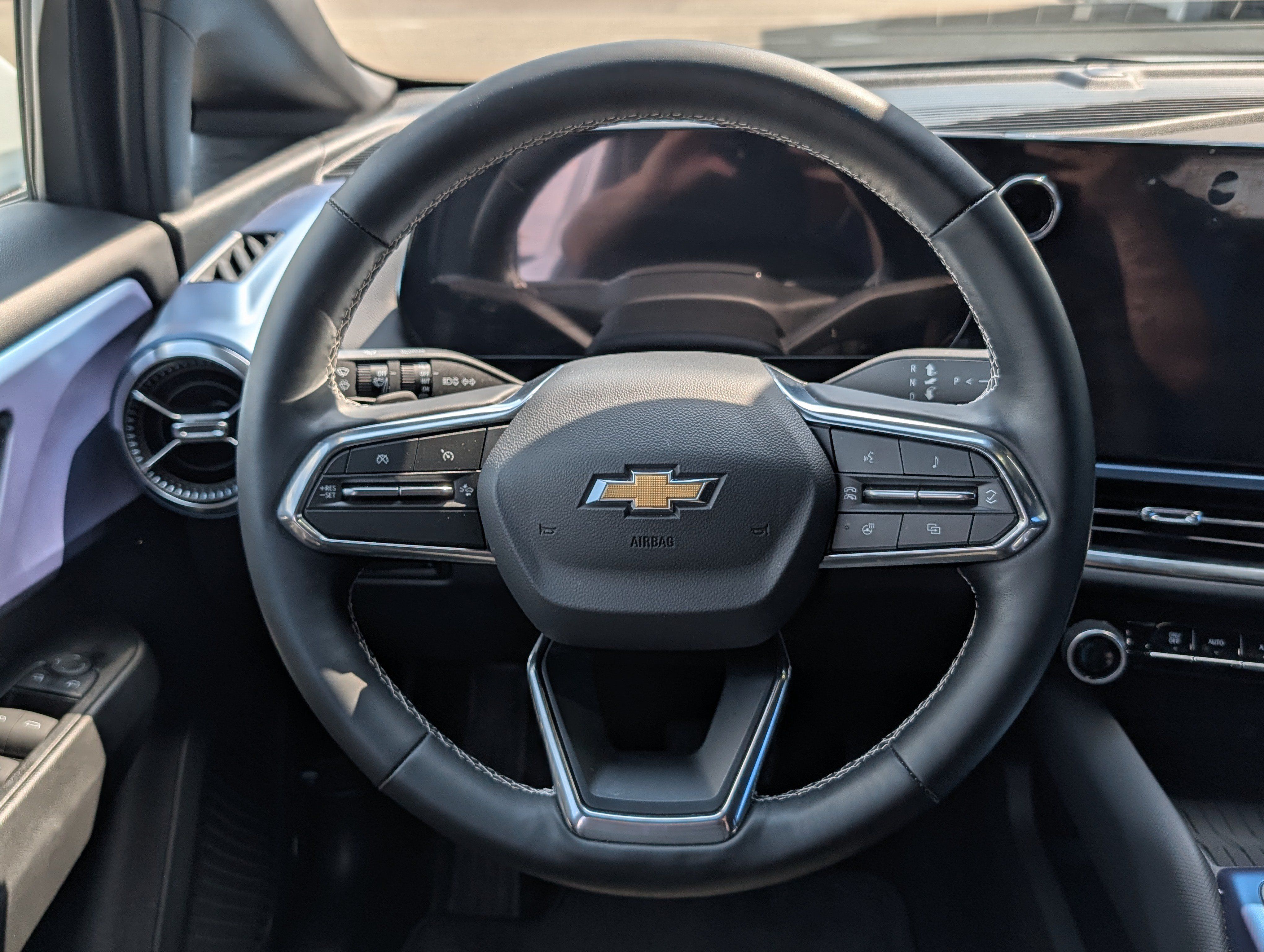 Certified 2024 Chevrolet Equinox EV LT AWD/4WD image 12