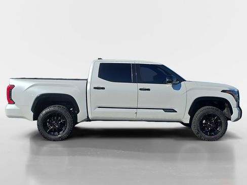 Used 2022 Toyota Tundra Platinum image 6
